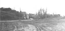 (details) the former tobacco office and the villa "Le Ruisseau" from which a German sniper pulled towards the crossroads (details)