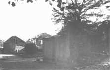 (détails) Manoir de Than, aile Nord, laiterie et ruine de la maison des gardes (détails) Manoir de Than, ferme, aile Est (détails) Manoir de Than, ferme, aile Ouest