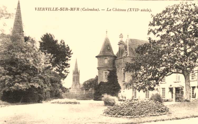 Le château de Vierville vers 1920, sur une carte postale ancienne.