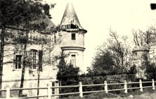 Sammlungsdokument: Das Schloss von Vierville vor und während des Krieges