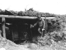 (détails) un des 2 canons de 76mm du WN74 (à la Percée)