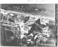 (Details) eine Aufklärung RF38 fotografierte das Ufer in St-Laurent am 19. Mai 44. Es gibt noch wenige Hindernisse am Strand Detail Les Moulins, 6. Juni, circa 12