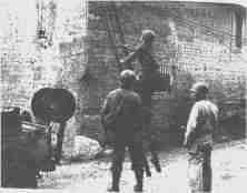 (Details) Masse im Zelt (Details), Arbeit der Männer des Signal Corps