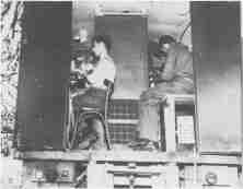 (Details) Press Truck mit Teleskriptoren (Details).