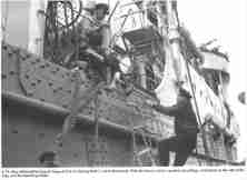 (détails) L'Amiral Stark montant à bord du croiseur USS "Augusta" (détails) A gauche le Général Marshall, à droite Eisenhower. (détails) De g à d, les Généraux Bradley, E