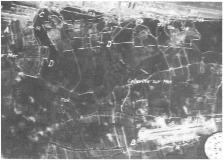 Photo prise par un avion de reconnaissance Allemand à réaction Arado 234, en aôut 1944