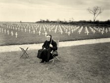 vers fin 1944, à l'achèvement du cimetière