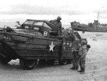 DUKW und LCI 498