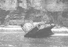 En 1984, un dock qui était accroché aux plates-formes auto élévatrices "Lobnitz". Un second dock de ce type setrouvait sur la laisse de basse mer face à la maison Gambier