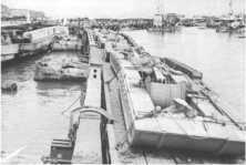 (détails) (détails) (détails) le "Eastern Pier" (détails)