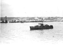 The type SC patrolman armed by the Coast Guard who served as the harbour commander