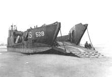 Document du fonds : Les "Landing Craft Tank" (LCT) et "Landing Barge"